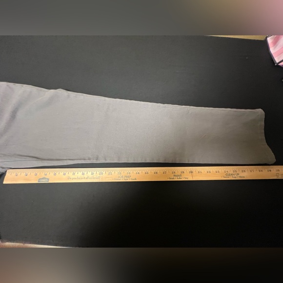 GLORIA VANDERBILT GRAY SIZE 4 AVERAGE STRAIGHT LEG JEAN. “AMANDA” 5 POCKETS - Picture 7 of 14